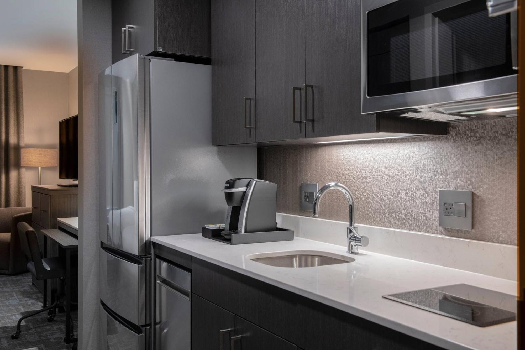 Towneplace Suites By Marriott Boston Medford Zewnętrze zdjęcie