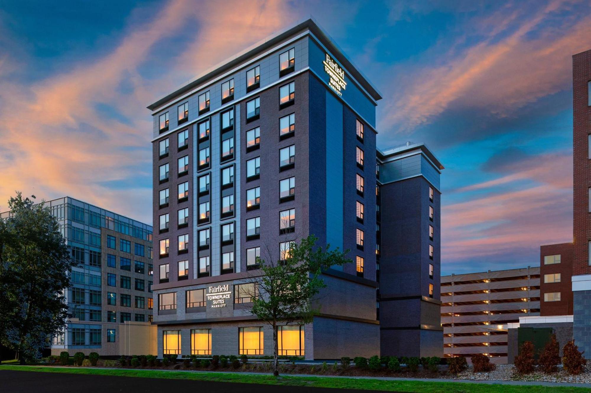 Towneplace Suites By Marriott Boston Medford Zewnętrze zdjęcie
